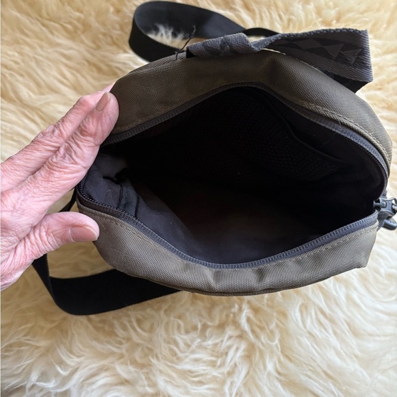 Pendleton Brown and Multicolor Canvas Crossbody Bag - Picture 3 of 4